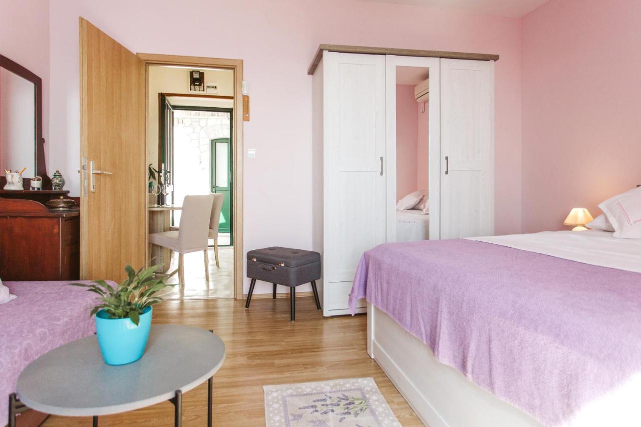 Apartment Kuzmanic Lokva Rogoznica Buitenkant foto