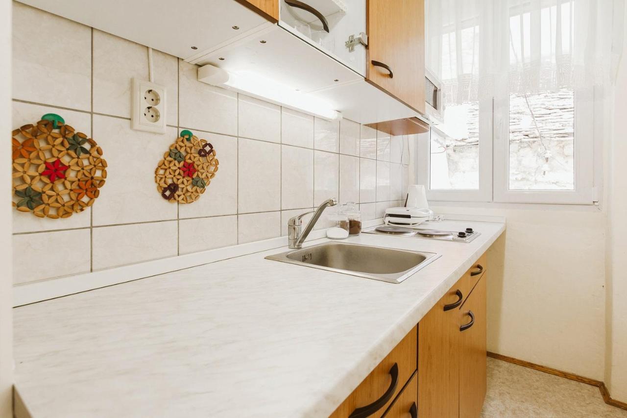 Apartment Kuzmanic Lokva Rogoznica Buitenkant foto